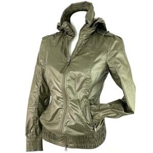 MACKAGE CAMO GREEN PACKABLE BOMBER RAIN JACKET SIZE XS